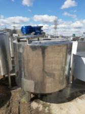 Продается Емкость нержавеющая, объем — 1 куб. м.